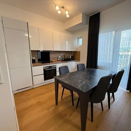 Deluxe With 2 L-lavender Apartmán
