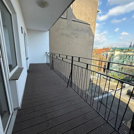 Apartment 2 Zimmer Luxurioese Wohnung *